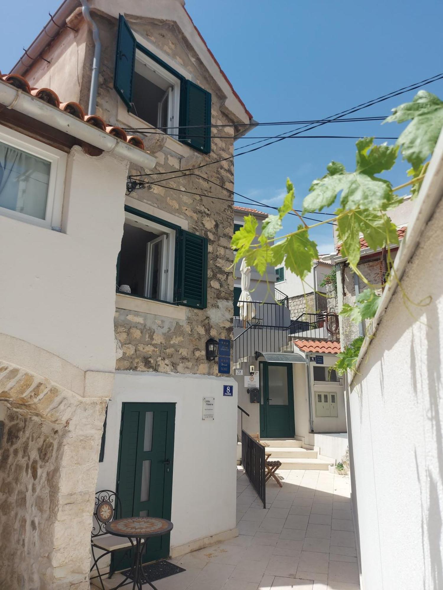 Little Palmina Hotel Split Bagian luar foto