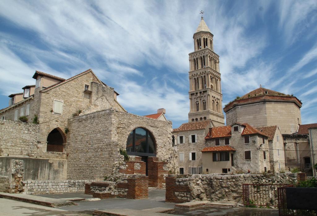 Little Palmina Hotel Split Bagian luar foto